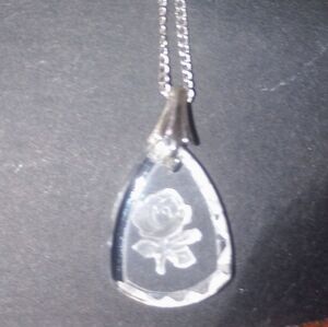 Elegant Silver Crystal Etched  Rose Pendant Necklace,16 Inch